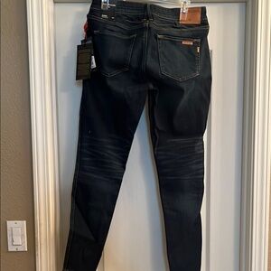 True religon Women's Dark Wash Jeans